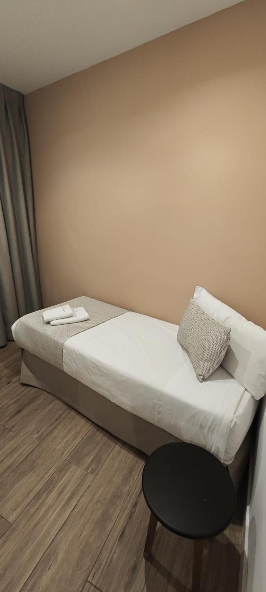 New Point Opera Aparthotel Madrid Ngoại thất bức ảnh