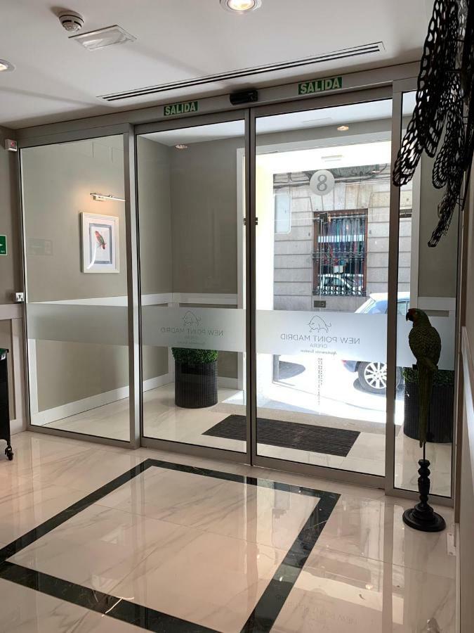 New Point Opera Aparthotel Madrid Ngoại thất bức ảnh