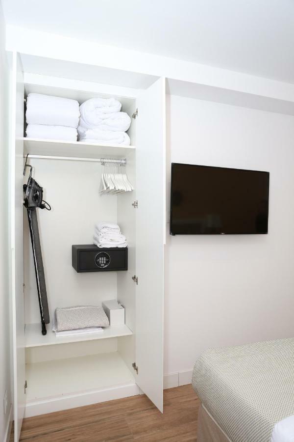 New Point Opera Aparthotel Madrid Ngoại thất bức ảnh