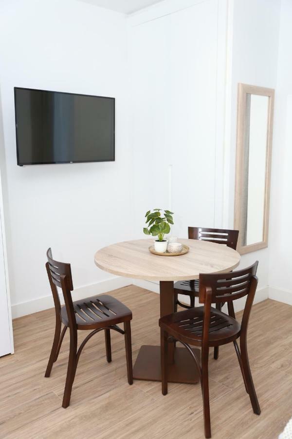 New Point Opera Aparthotel Madrid Ngoại thất bức ảnh