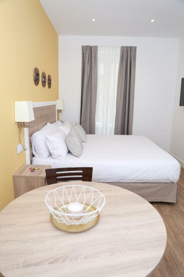 New Point Opera Aparthotel Madrid Ngoại thất bức ảnh
