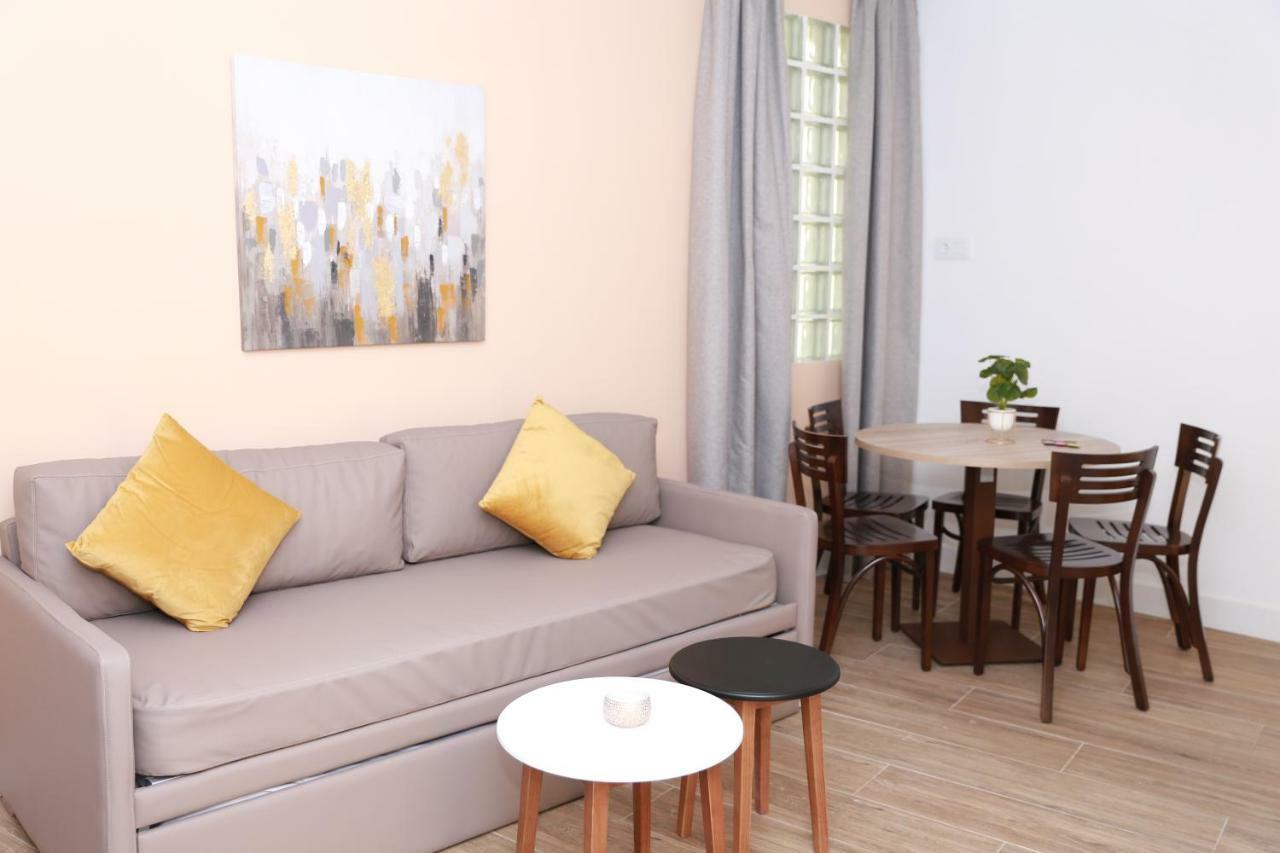 New Point Opera Aparthotel Madrid Ngoại thất bức ảnh