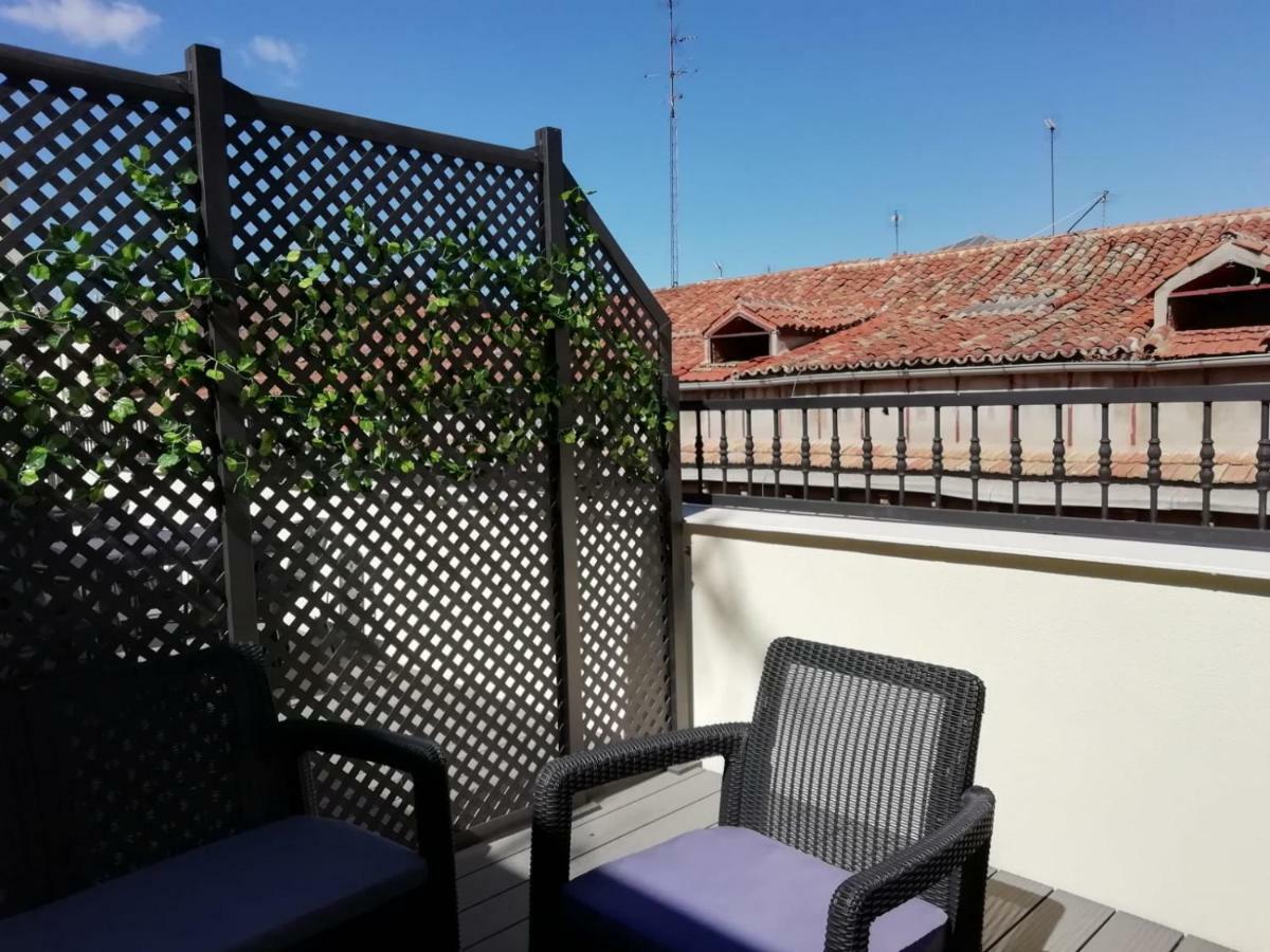 New Point Opera Aparthotel Madrid Ngoại thất bức ảnh